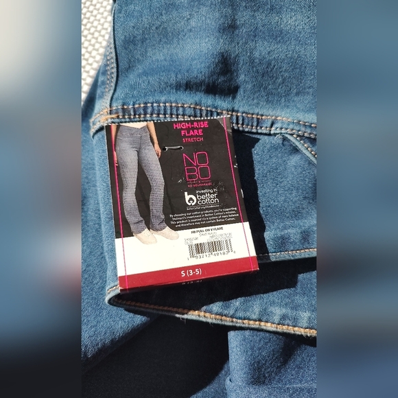 Juniors Crossover Pull On Flare Jeggings Stretch High Rise Jeans Dark Wash Denim - Picture 2 of 3